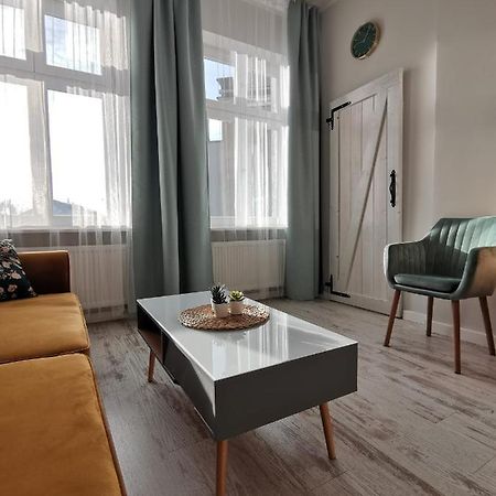 Przytulny Apartament W Centrum Kupiecka-Drzewna Zielona Góra Eksteriør bilde
