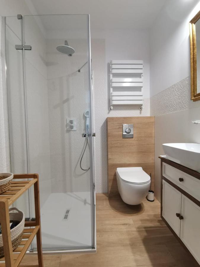Przytulny Apartament W Centrum Kupiecka-Drzewna Zielona Góra Eksteriør bilde