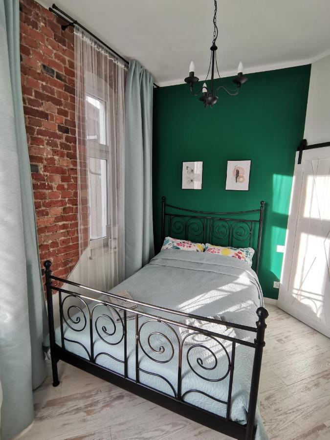 Przytulny Apartament W Centrum Kupiecka-Drzewna Zielona Góra Eksteriør bilde